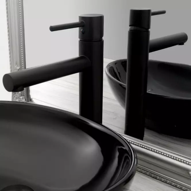 Bateria umywalkowa wysoka Rea Tess czarna