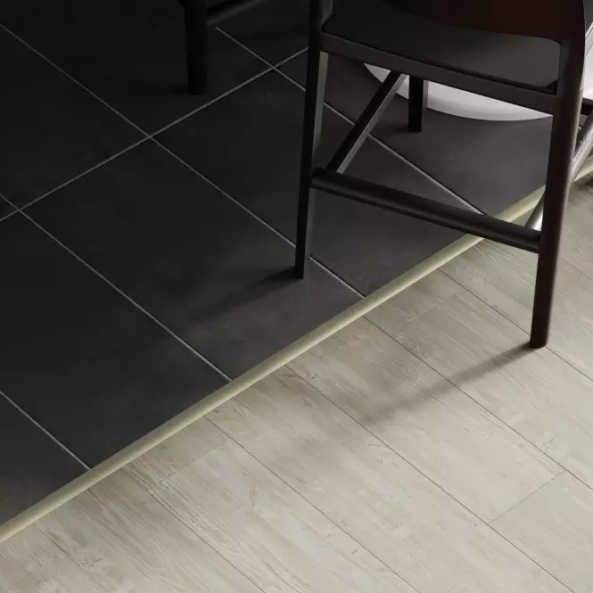 Listwa progowa LW 37 5W1 1,86 C-32 szampan