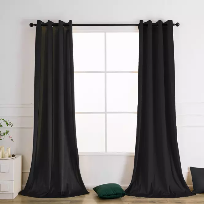 Materiał zasłonowy VELVET PB103/200G/M2/49 150 cm czarny
