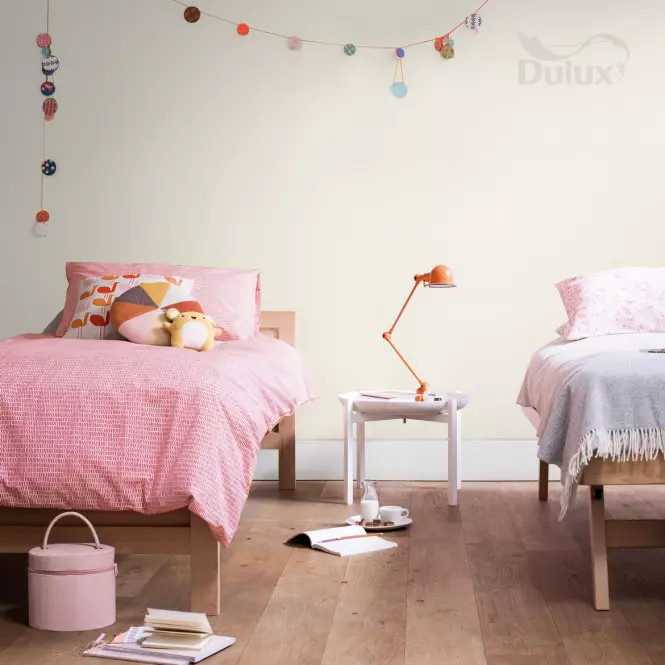 Dulux EasyCare Plamoodporna Farba Nietuzinkowe Ecru 2,5l