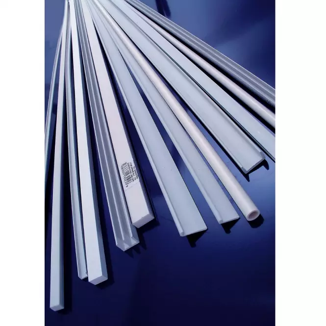 Płaskownik PVC biały 25x1000